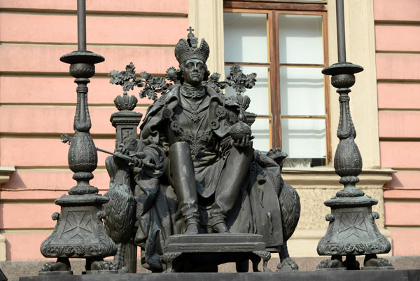 Monument to Tsar Paul I, who was assassinated in St Michael's Castle in 1801