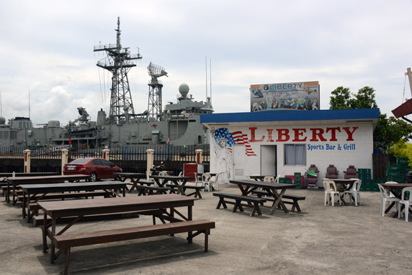 Liberty Sports Bar, Subic Bay
