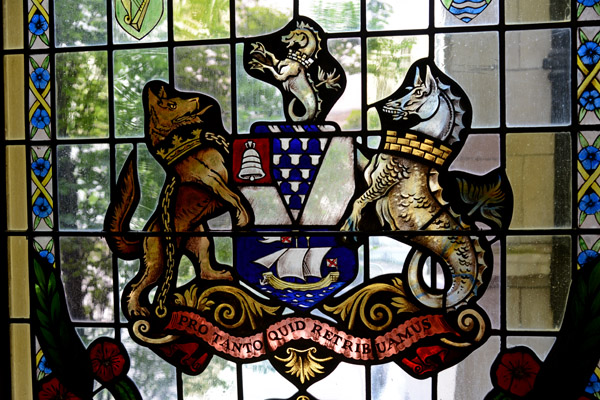 Stained Glass - Pro Tanto Quid Retribuamus - Coat-of-Arms of Belfast