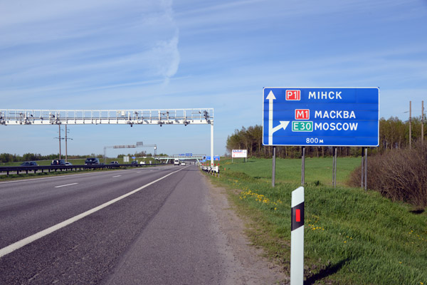 M1/E30 motorway to Moscow through Belarus