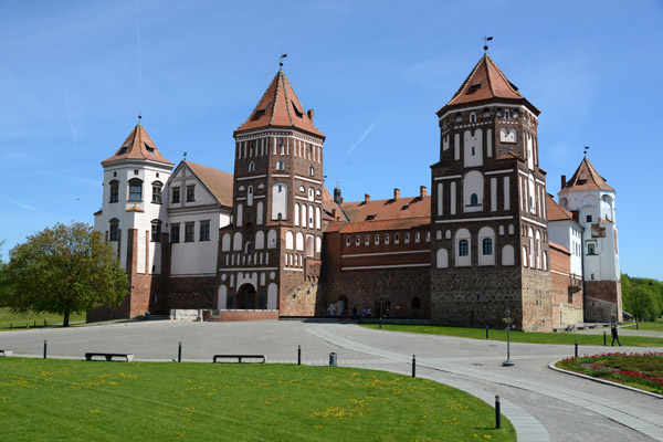 Mir Castle from the southwest, Belarus 