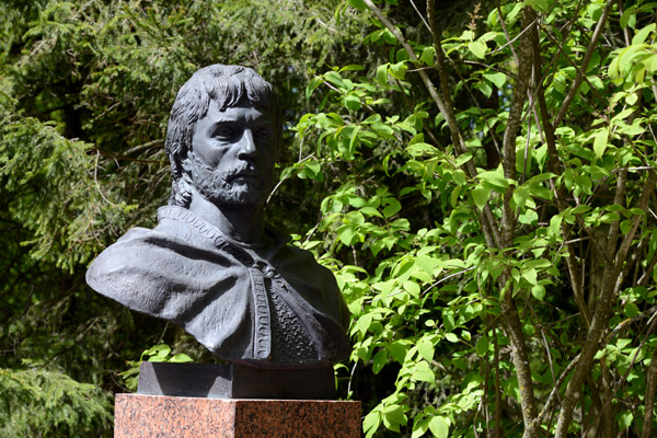 Bust of Yuri Nesvizhsky, Nesvizh Castle