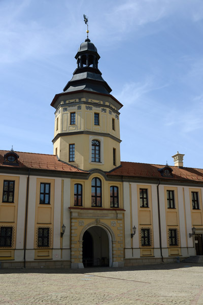 Gate to the courtyard, Nesvizh Castle