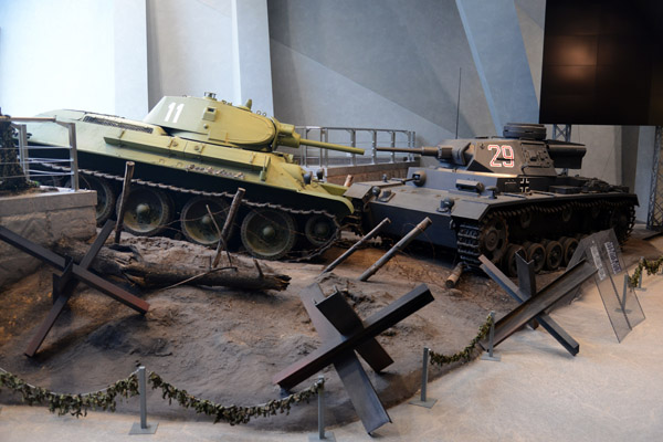Soviet 1940 model T-34-76 tank and German 1937 model Panzer III, Great Patriotic War Museum