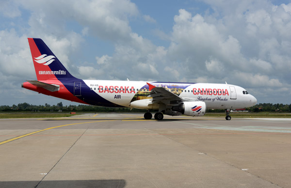 Cambodia Bassaka Air A320 (XU-113) at REP