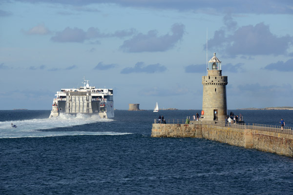 Condor Liberation with the St. Peter Port Lighthouse