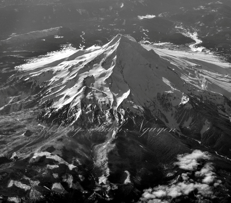 Mt Hood at 41000 feet 382  