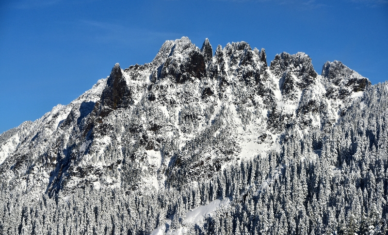 El Captian in Cascade Mountains 153  