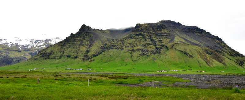 Raufarfell guesthouses on Raufarfellsvegur road, Raufarfell Mtn Iceland 286 