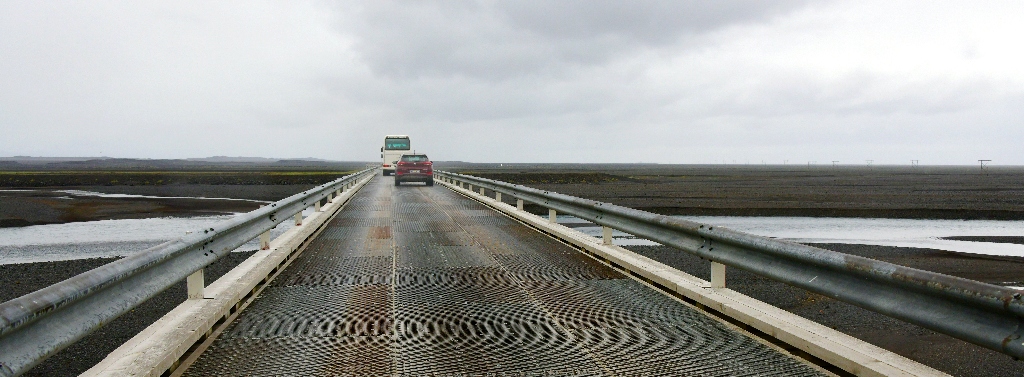 Crossing Hverfisfljot River, Iceland 511