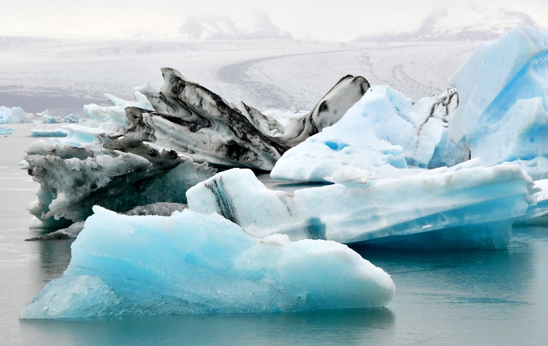 Icebergs in  Jkulsrln glacial lagoon, Iceland 880