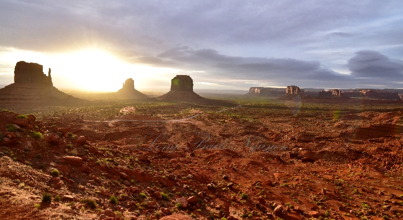Sunrise at Monument Valley with West and East Mittens and Merrick Butte, Elephant Bute, Camel Butte, John Fords Point 014 