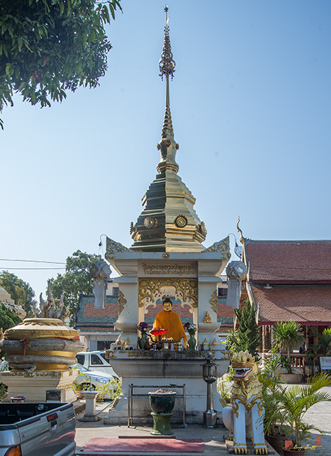 Wat Mo Kham Tuang Buddha Image Shrine (DTHCM0654)
