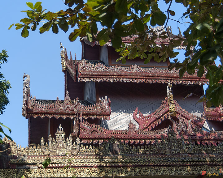 Wat Pa Pao Phra Ubosot Gables (DTHCM2028)