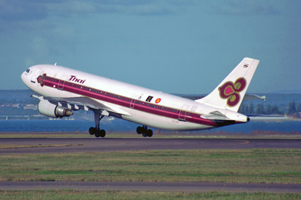 THAI AIRBUS A300 600R SYD RF 1233 22.jpg