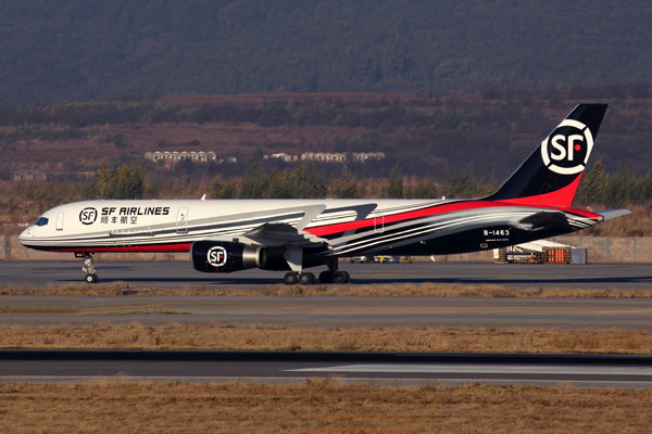 SF AIRLINES BOEING 757 200F KMG RF 5K5A7270.jpg