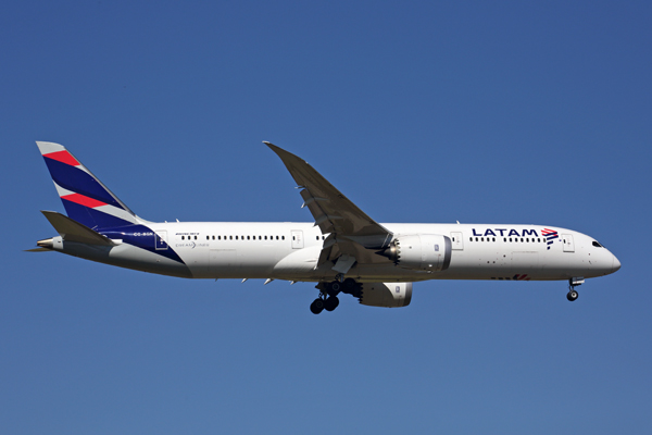 LATAM_BOEING_787_9_MEL_RF_5K5A8417.jpg