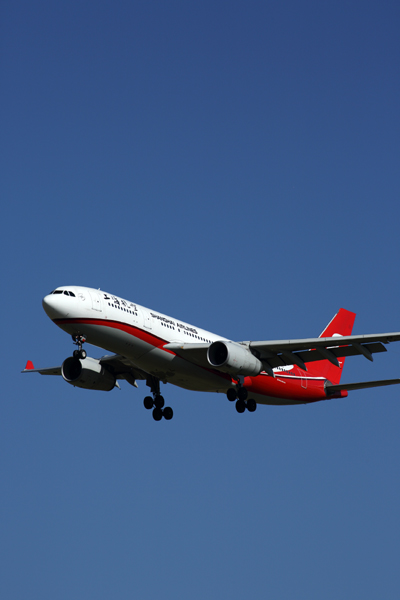 SHANGHAI_AIRLINES_AIRBUS_A330_200_MEL_RF_5K5A8668.jpg