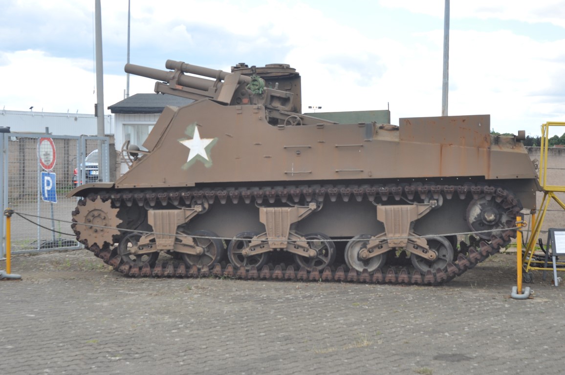 M7 Priest 105 mm Howitzer