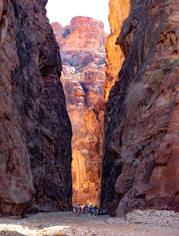 Narrow passage