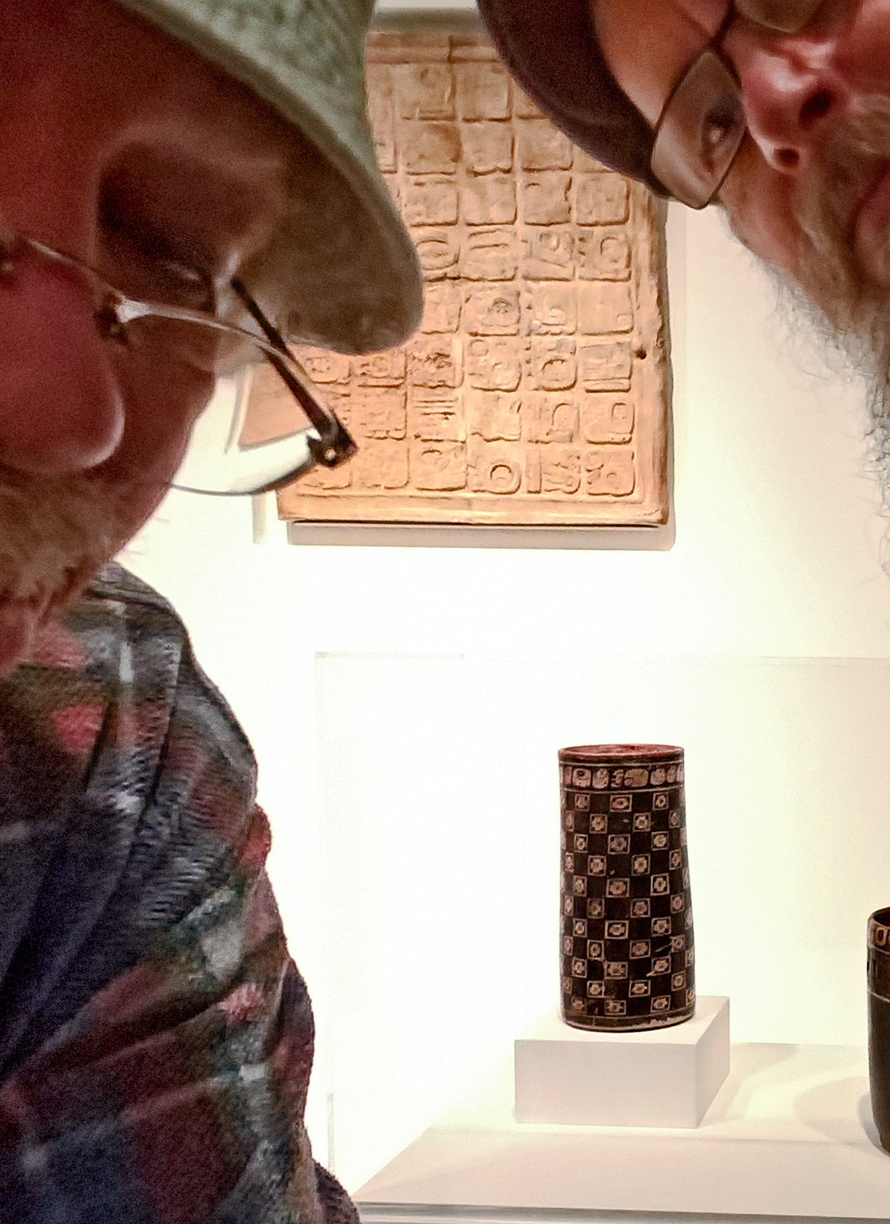 adf sm selfie with Guatemalan cylinder