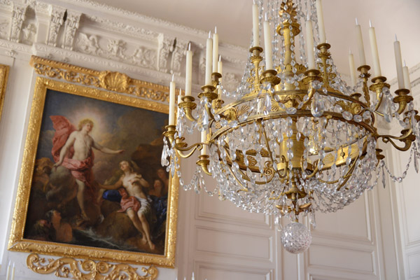 Crystal chandelier in the Malachite Room, Grand Trianon Palace