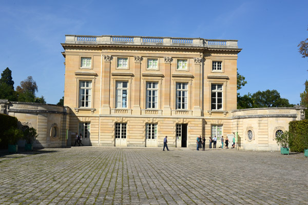 Château du Petit Trianon, neoclassical palace ordered by Louis XV in 1758