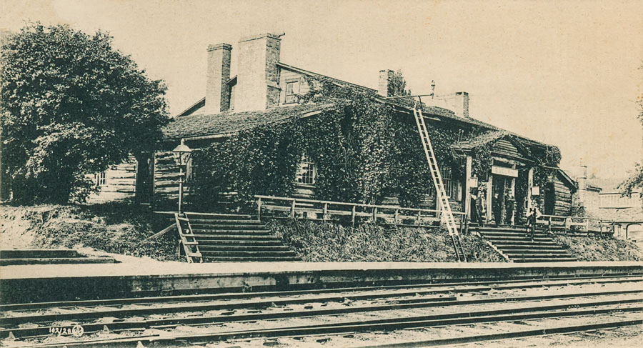 First House In Guelph 
