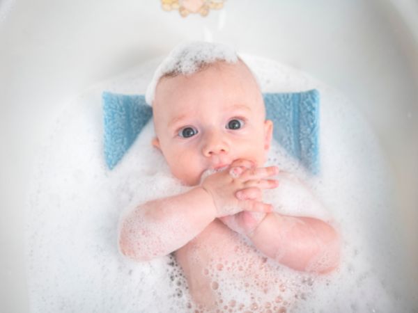 Do Baths Help Babies Sleep.jpg