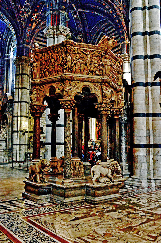 23_The pulpit.jpg