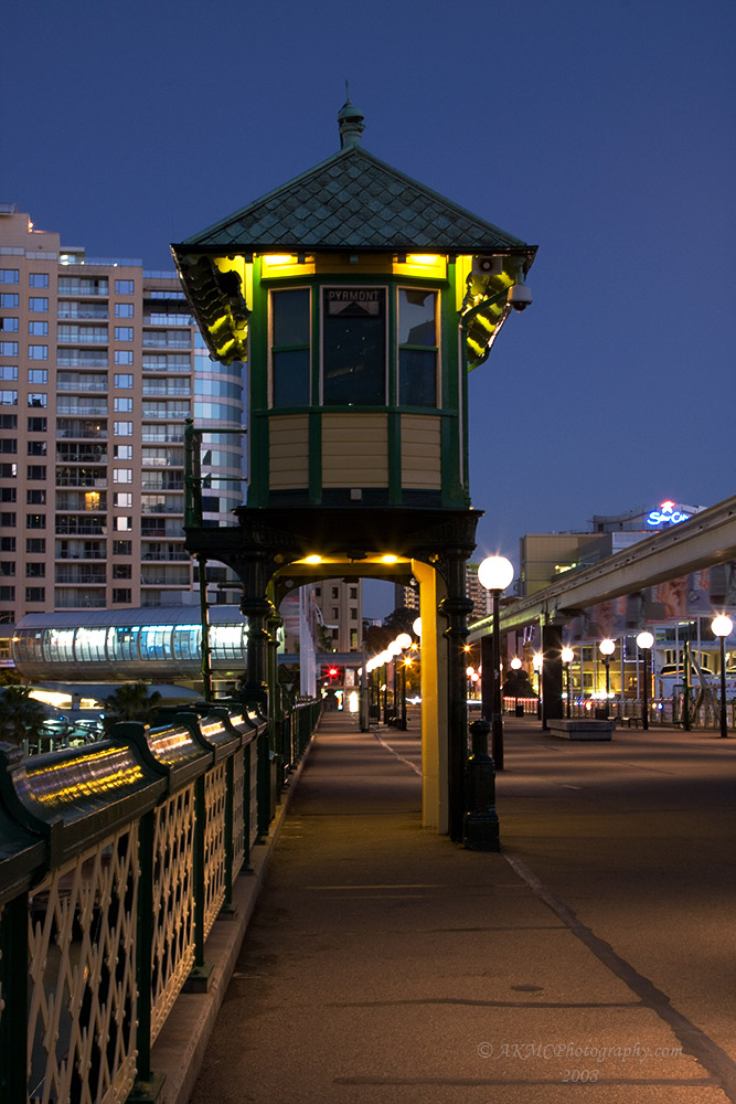080517_061530_1843 Pyrmont Bridge Control Tower, Dawn (Sat 17 May 08)