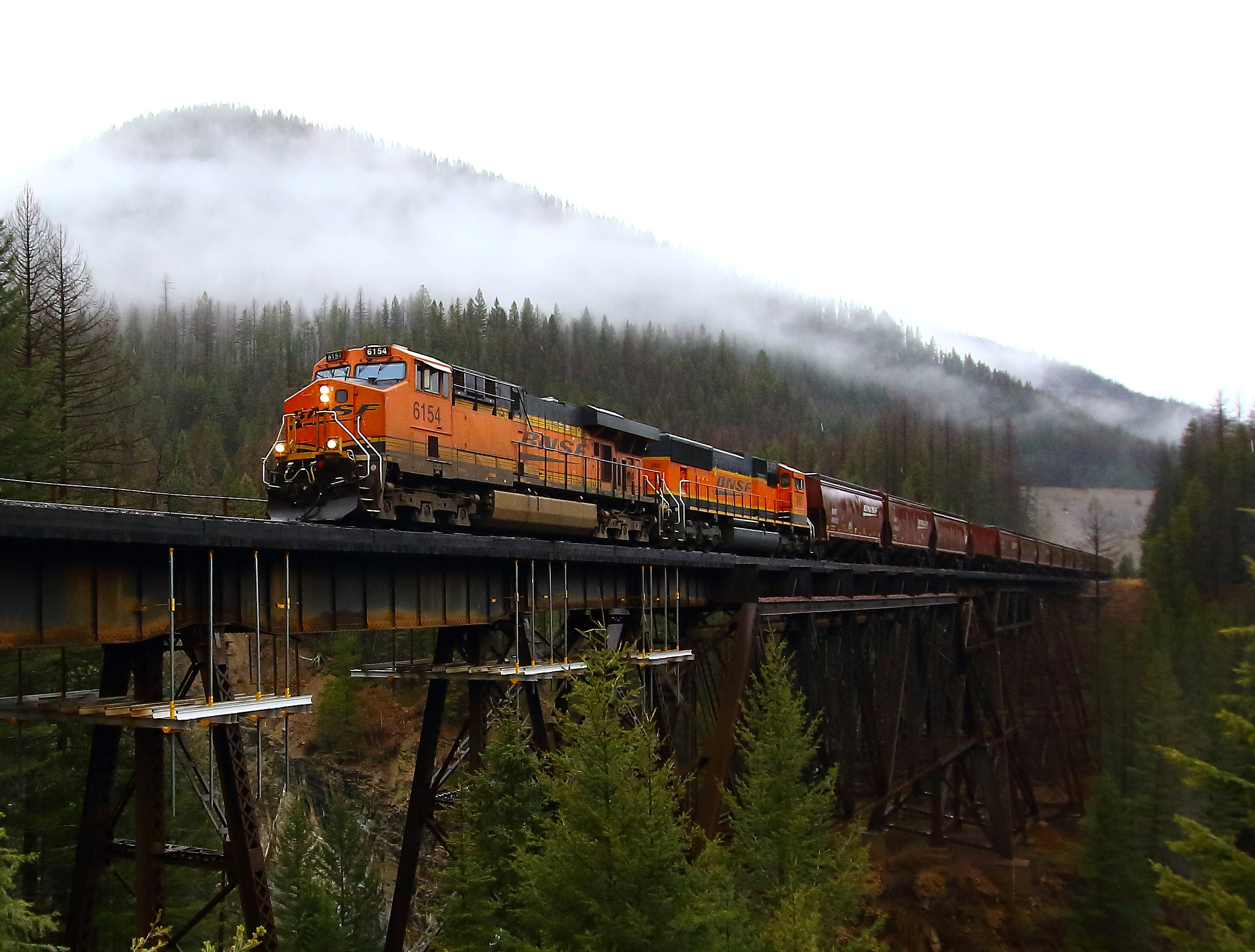 Java_MT_BNSF_6154_East_Jave_Trestle_111919_1039_AM_2.JPG