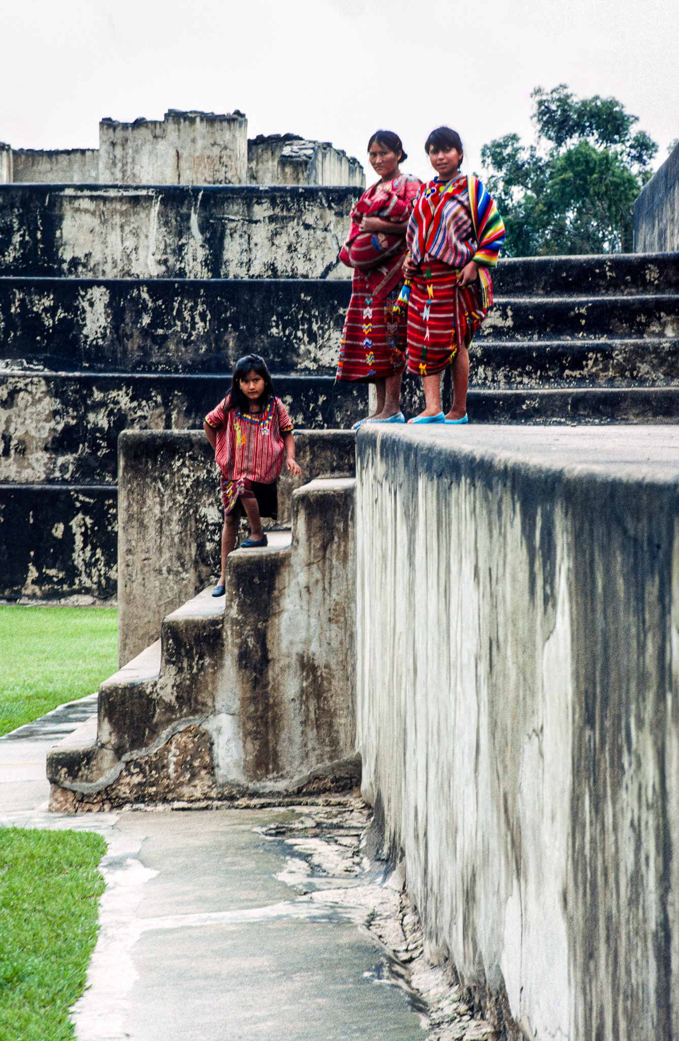 Mam Family at Zacaleu