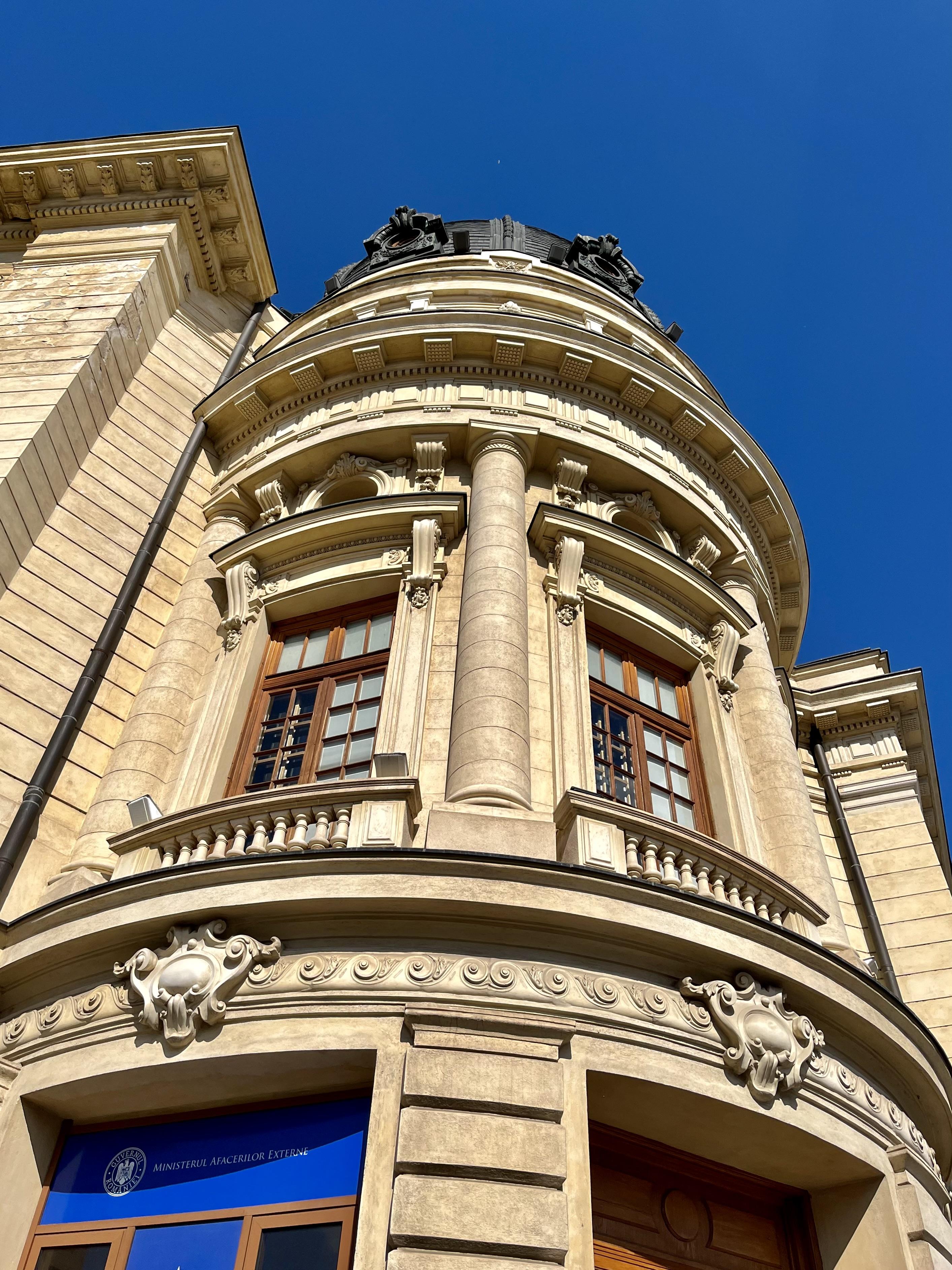  Carol I University Foundation.