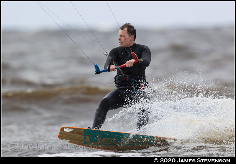 troon_kite466.jpg