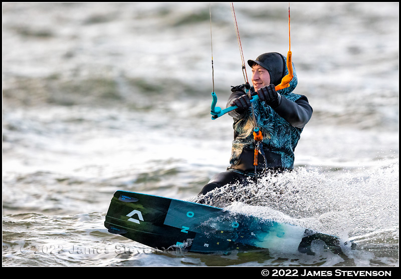 troon_kite646.jpg