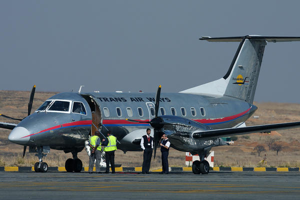 TRANS STATE AIRWAYS EMBRAER 120 LSR RF IMG_6208.jpg