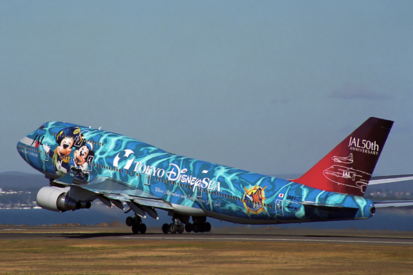 JAPAN AIR LINES BOEING 747 400 SYD RF 1622 32.jpg