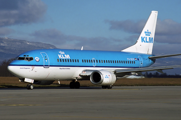 KLM BOEING 737 300 GVA RF 1802 27.jpg