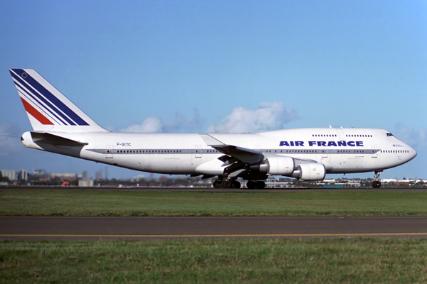 AIR FRANCE BOEING 747 400 SYD RF 787 18.jpg