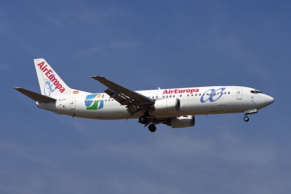 AIR EUROPA BOEING 737 400 MAD RF 1652 23.jpg