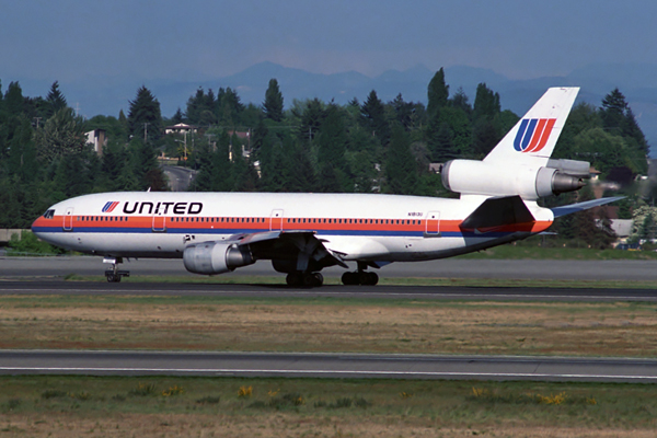 UNITED DC10 SEA RF 199 14.jpg