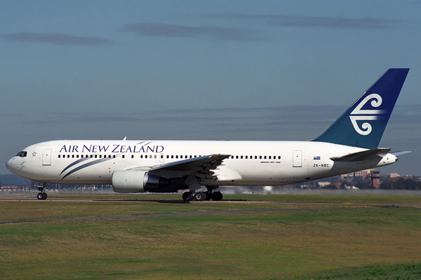 AIR NEW ZEALAND BOEING 767 200 SYD RF 1364 30.jpg