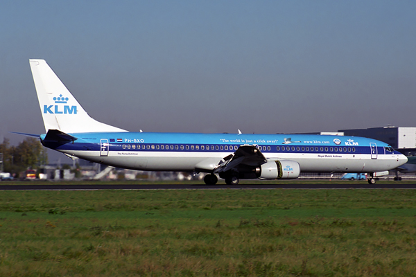 KLM BOEING 737 900 AMS RF 1773 15.jpg