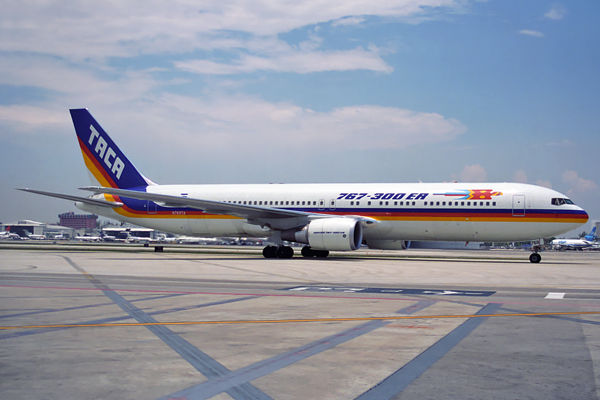 TACA BOEING 767 300ER MIA RF 899 22.jpg