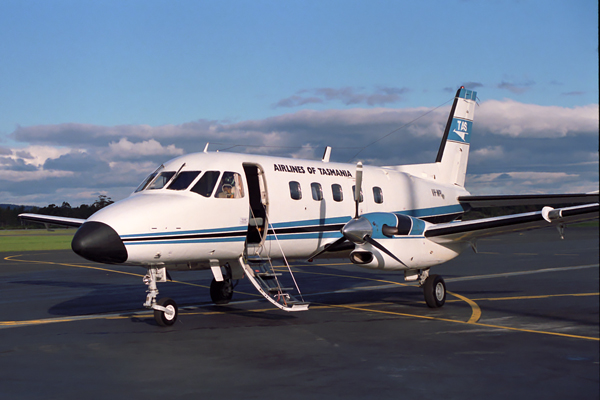 AIRLINES OF TASMANIA EMBRAER 110 HBA RF 234 24.jpg