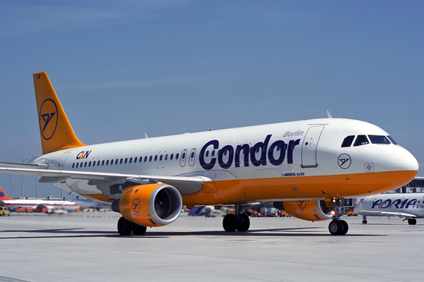 CONDOR AIRBUS A320 MUC RF 1550 32.jpg