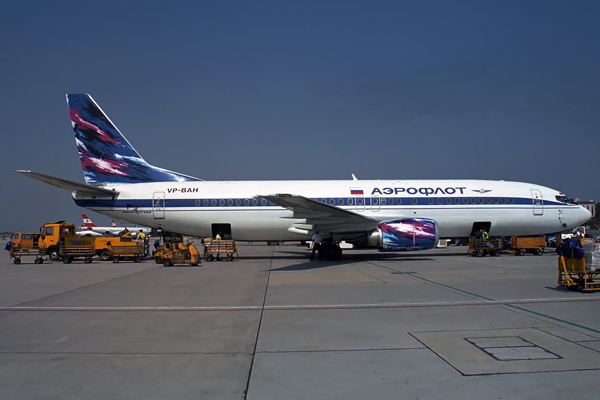 AEROFLOT BOEING 737 400 VIE RF 1529 32.jpg