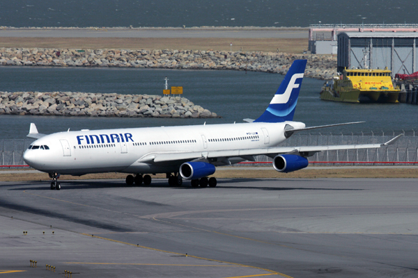 FINNAIR AIRBUS A340 300 HKG RF IMG_4590.jpg