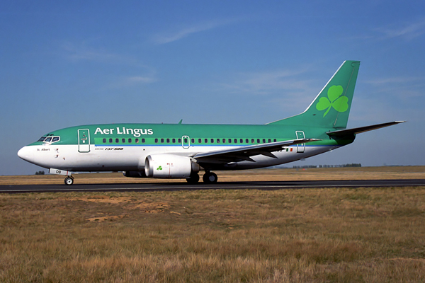 AER LINGUS BOEING 737 500 CDG RF 1159 2.jpg